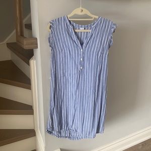 Old Navy Blue & White Shift Tshirt Dress | Nautical Summer Clothes | Boat | Lake